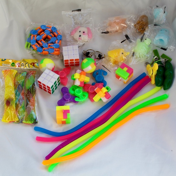Sensory Fidget Toys Pack - 35pcs Stress Relief and Anti Anxiety Toys for Kids - Picture 1 of 3